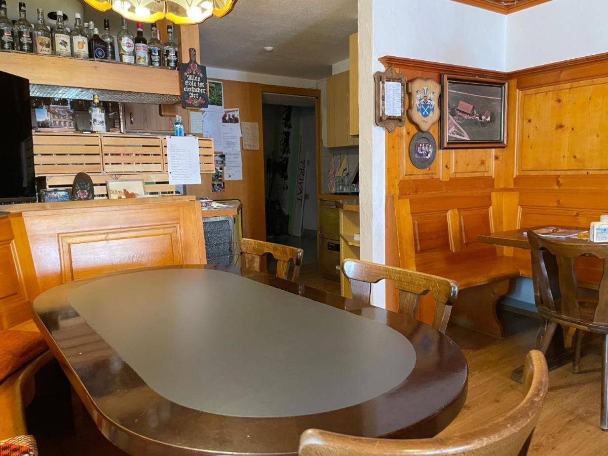 Casa Job - Gasthaus - Sauna, Whirlpool - Trun Bagian luar foto