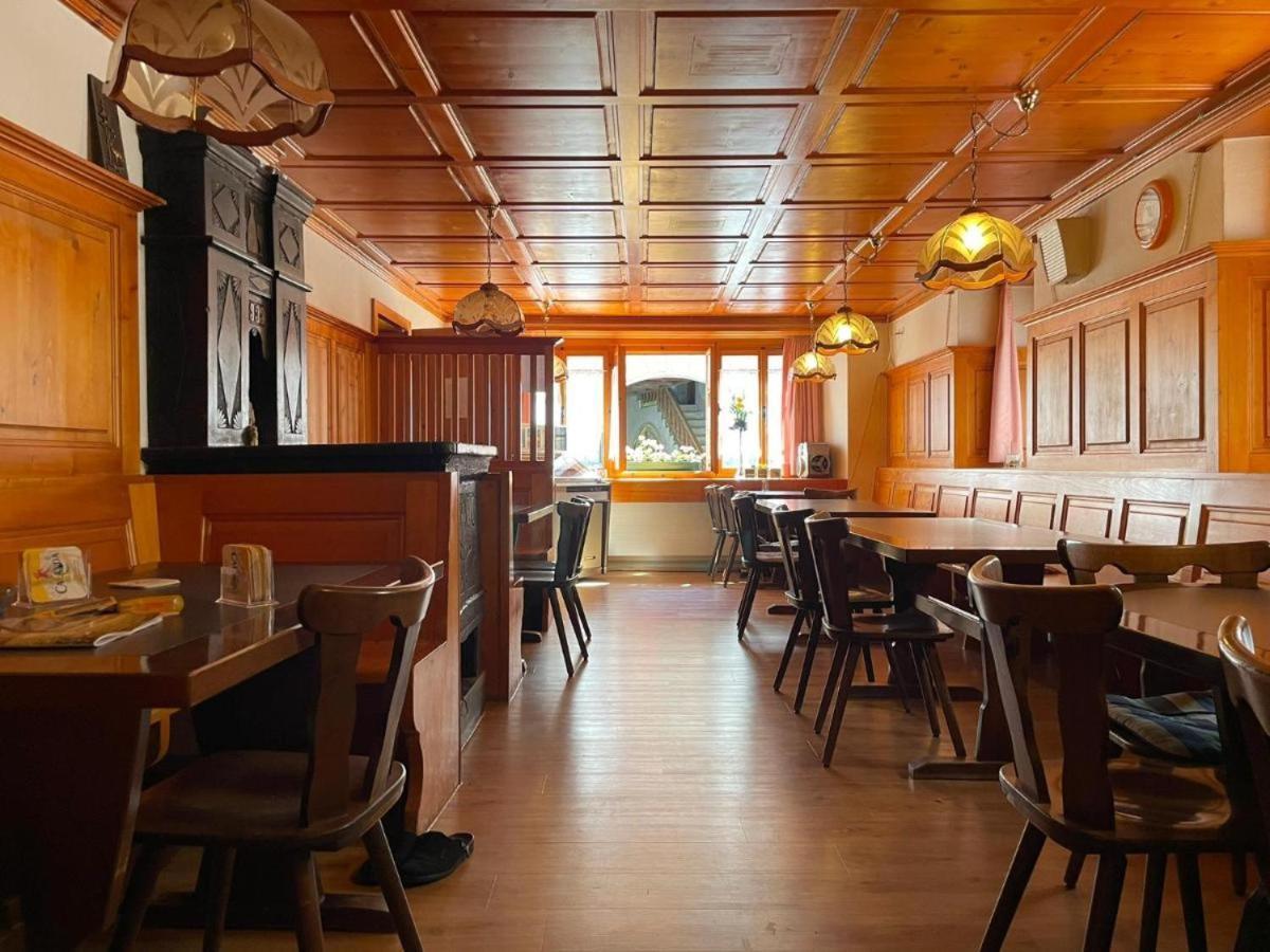 Casa Job - Gasthaus - Sauna, Whirlpool - Trun Bagian luar foto
