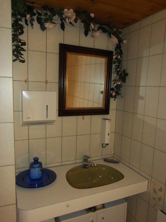 Casa Job - Gasthaus - Sauna, Whirlpool - Trun Bagian luar foto