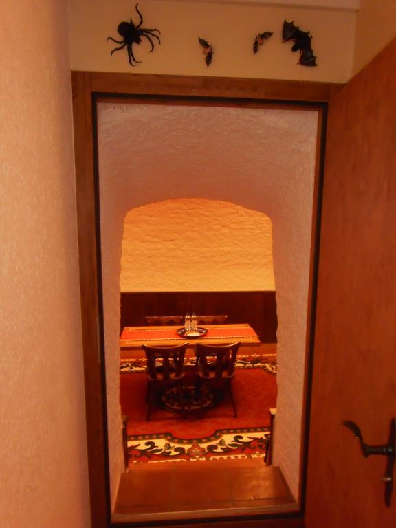 Casa Job - Gasthaus - Sauna, Whirlpool - Trun Bagian luar foto